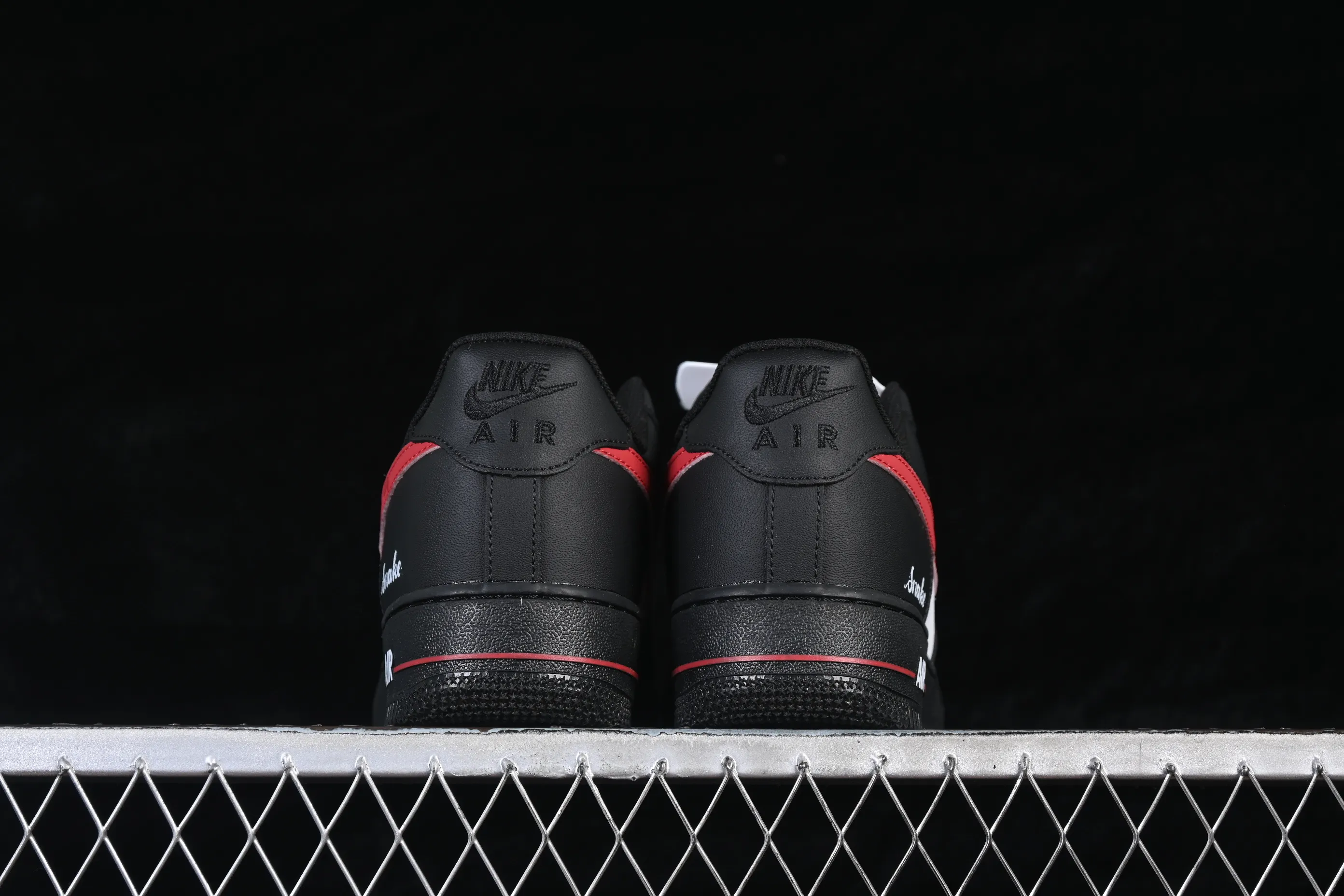 All categories Nk Air Force 1 Air Force series Nk Air Force 1 Low Air Force low-top Nike Air Force 1'07 Low official hot style customization two-dimensional theme Air Force 1 low-top casual sneakers ZH0316-155